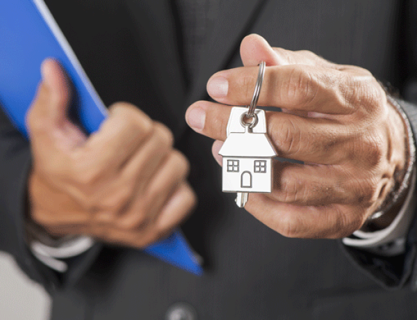 10 Tips for Becoming the Best Real Estate Agent in Your Area 