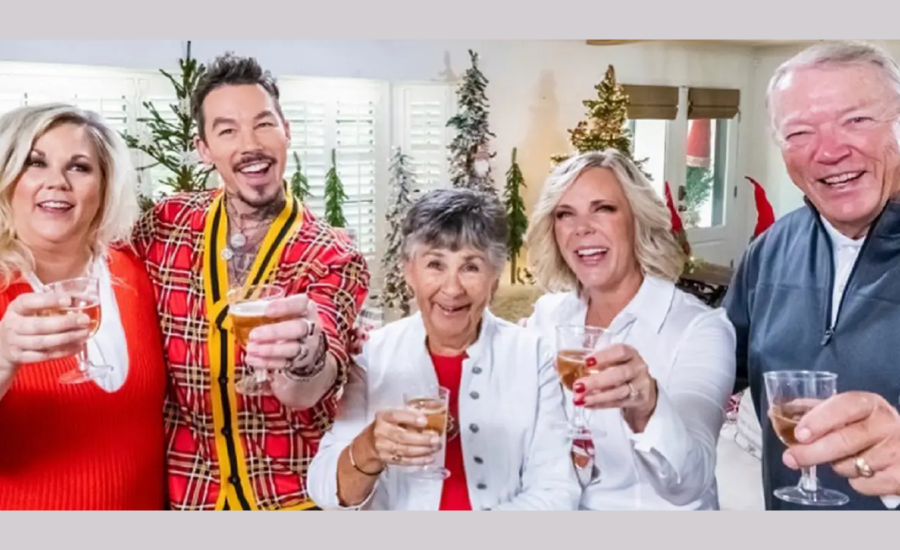 How Large Is David Bromstad’s Family?