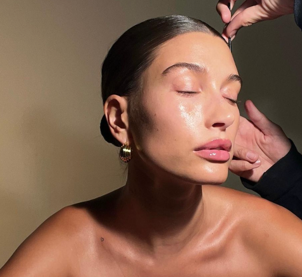 Unveiling Celebrity Skincare Secrets: The Power of Niacinamide Toner