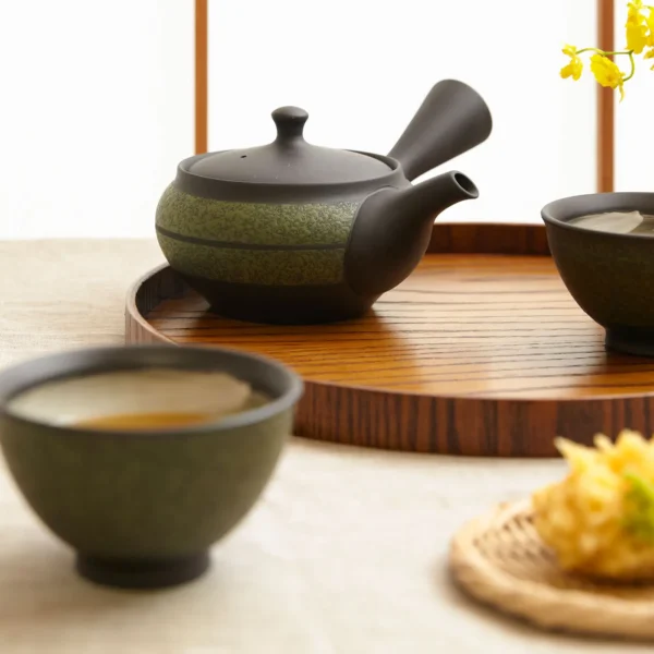 Handmade Japanese Tea Sets: Crafting Tradition With Clay and Fire