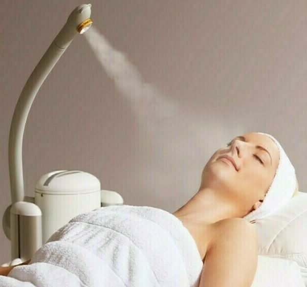 The Revolutionary Benefits of Using a Facial Steamer