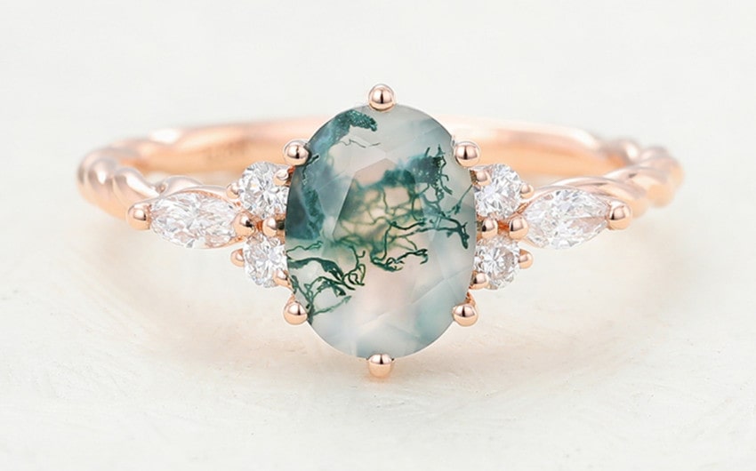 Why Are Moss Agate Rings Gaining Popularity as Symbolic Engagement Rings?
