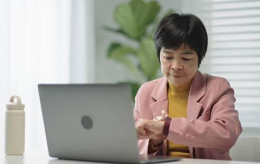 Streamline Employee Monitoring with Online Time Clocks