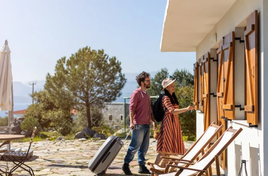 Essential Factors to Consider When Booking a Holiday Rental