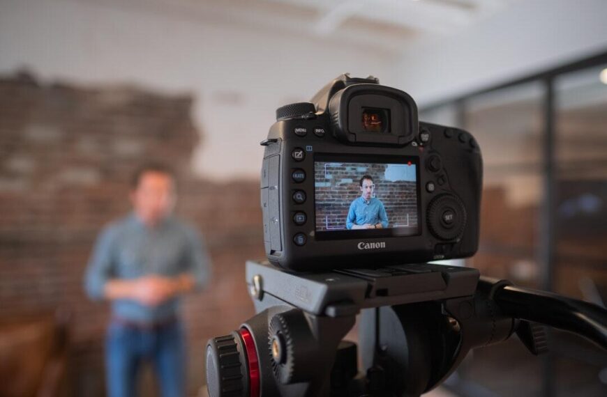 Navigate the Must-Have Tools for Creating Videos for Content Marketing