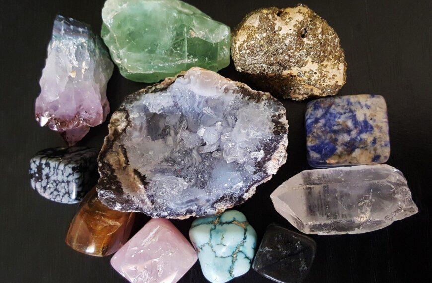 Top 8 Most Valuable Gemstones in the World and Their Unique Features