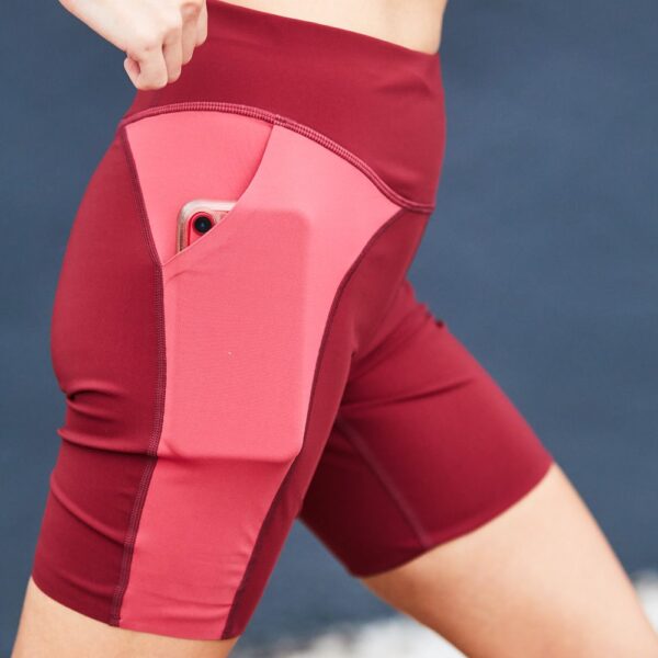 Women’s Running Shorts: Essential Gear for Optimal Performance and Comfort