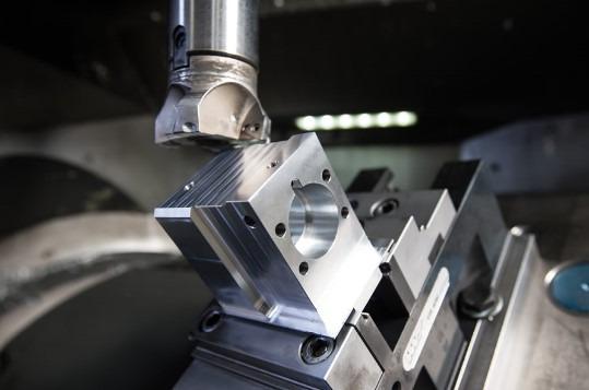 Pro Tips for CNC Machining Titanium for Beginners