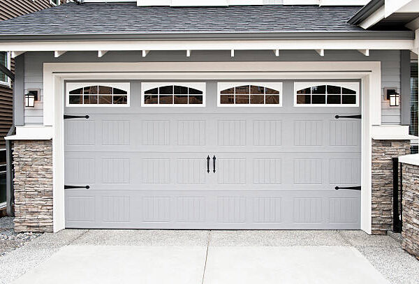 Top Signs It’s Time to Upgrade Your Commercial Garage Door