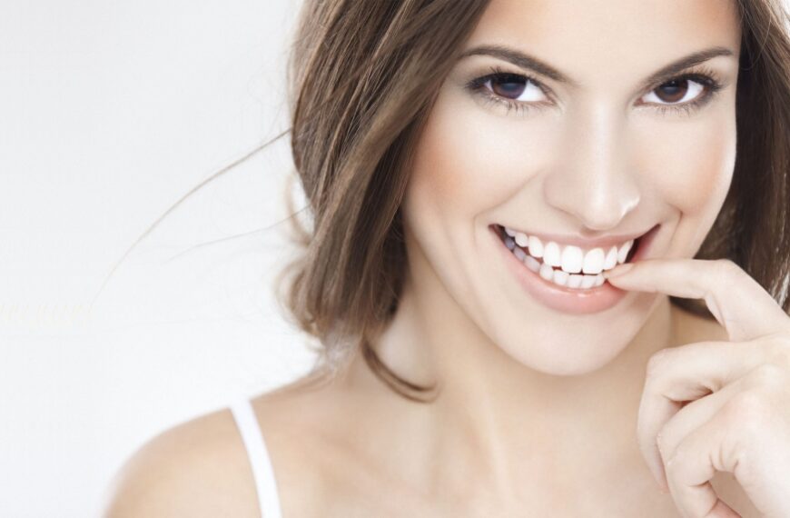 Secrets to Whiter Teeth: Simple and Effective Whitening Tips