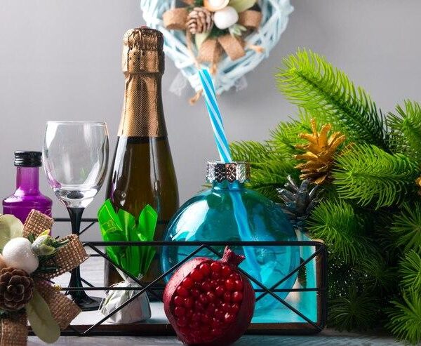 Choosing The Perfect Wine For Christmas Hampers