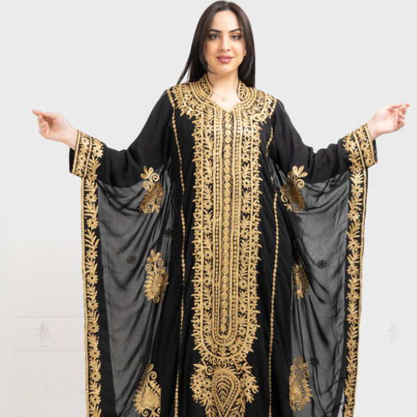 Custom-Made vs. Ready-to-Wear: Where to Get Your Perfect Jalabiya