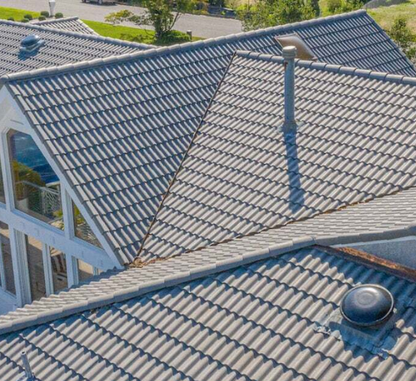 The Benefits Of Upgrading From An Old Roof To Modern Materials