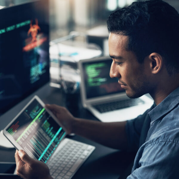 8 Easy Steps To Avoid Insider Threats In 2024