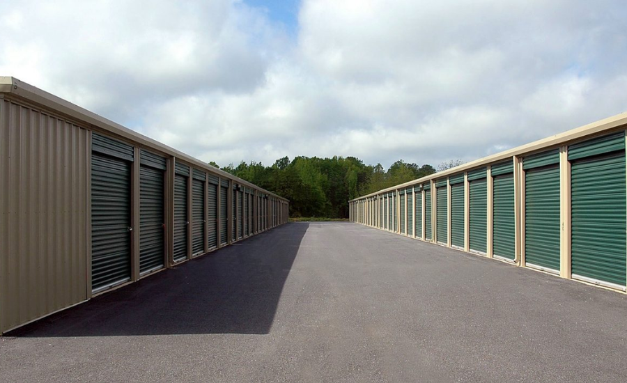 The Pros and Cons of Using Cheap Storage Units